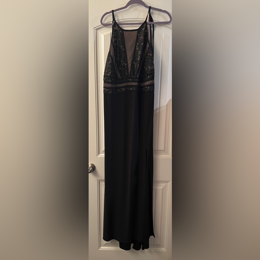 Size 16/18 Black dress